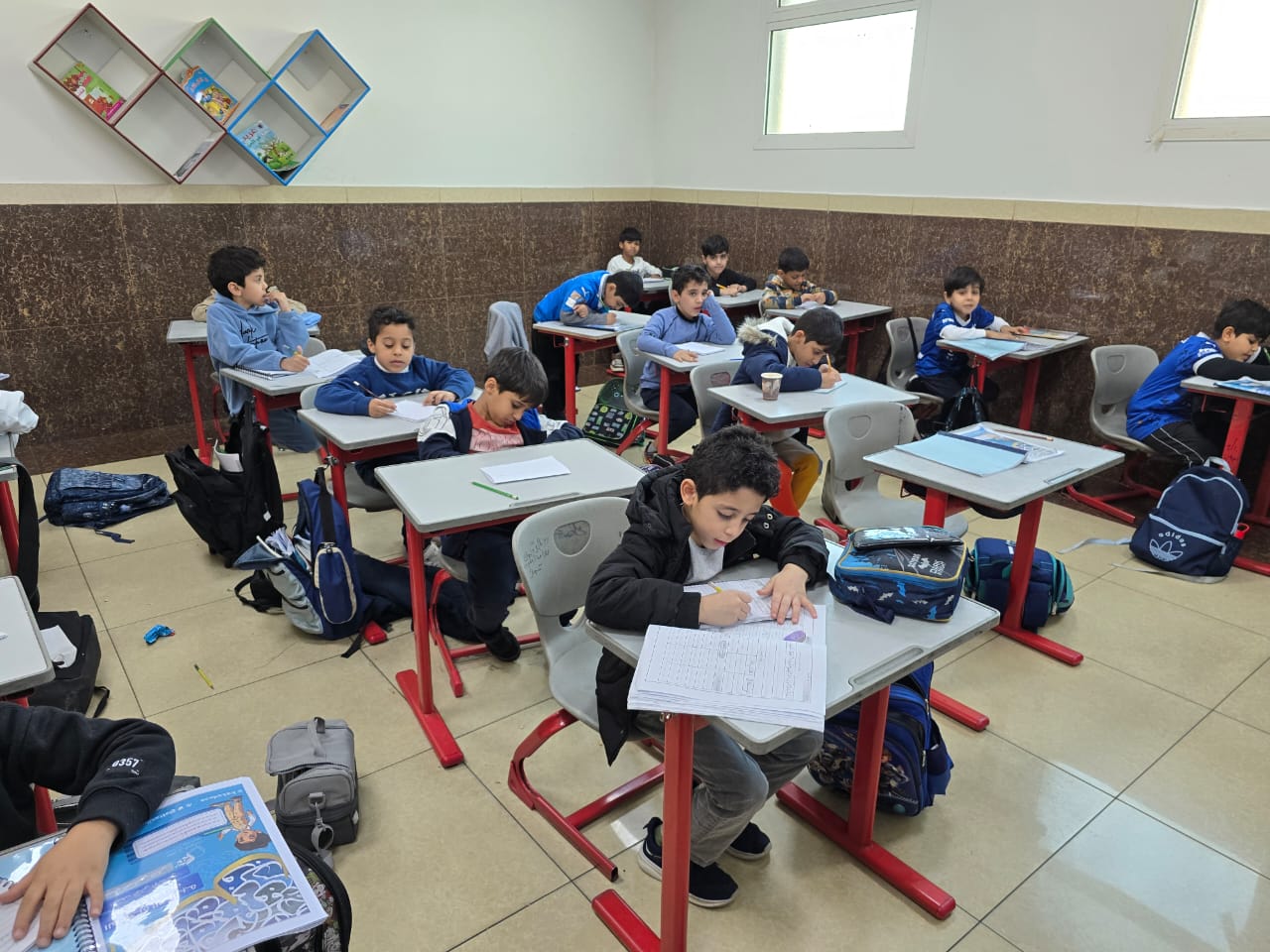 ورشة عمل مهارات تحسين الخطوط 