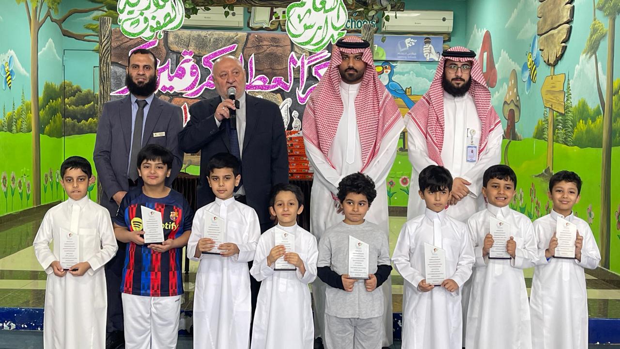تتويجاً لجهودهم وتألقهم